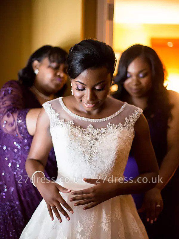 Tulle A-Line Scoop Neckline Floor-Length Sleeveless Beads Lace Applique Wedding Dresses UK