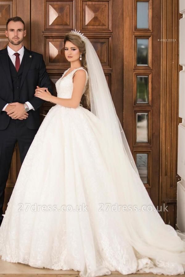 Gorgeous White Sleeveless Princess Tulle Wedding Dress V-Neck Aline Bridal Dress