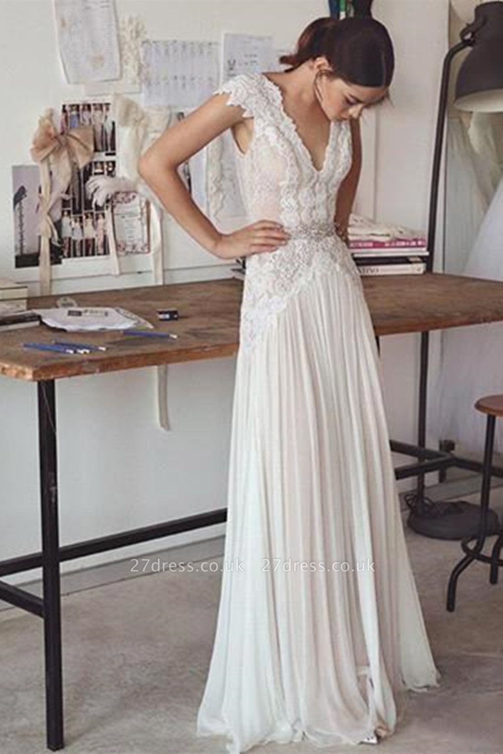 Long Elegant Cap-Sleeve Lace Crystal Lace Wedding Dress