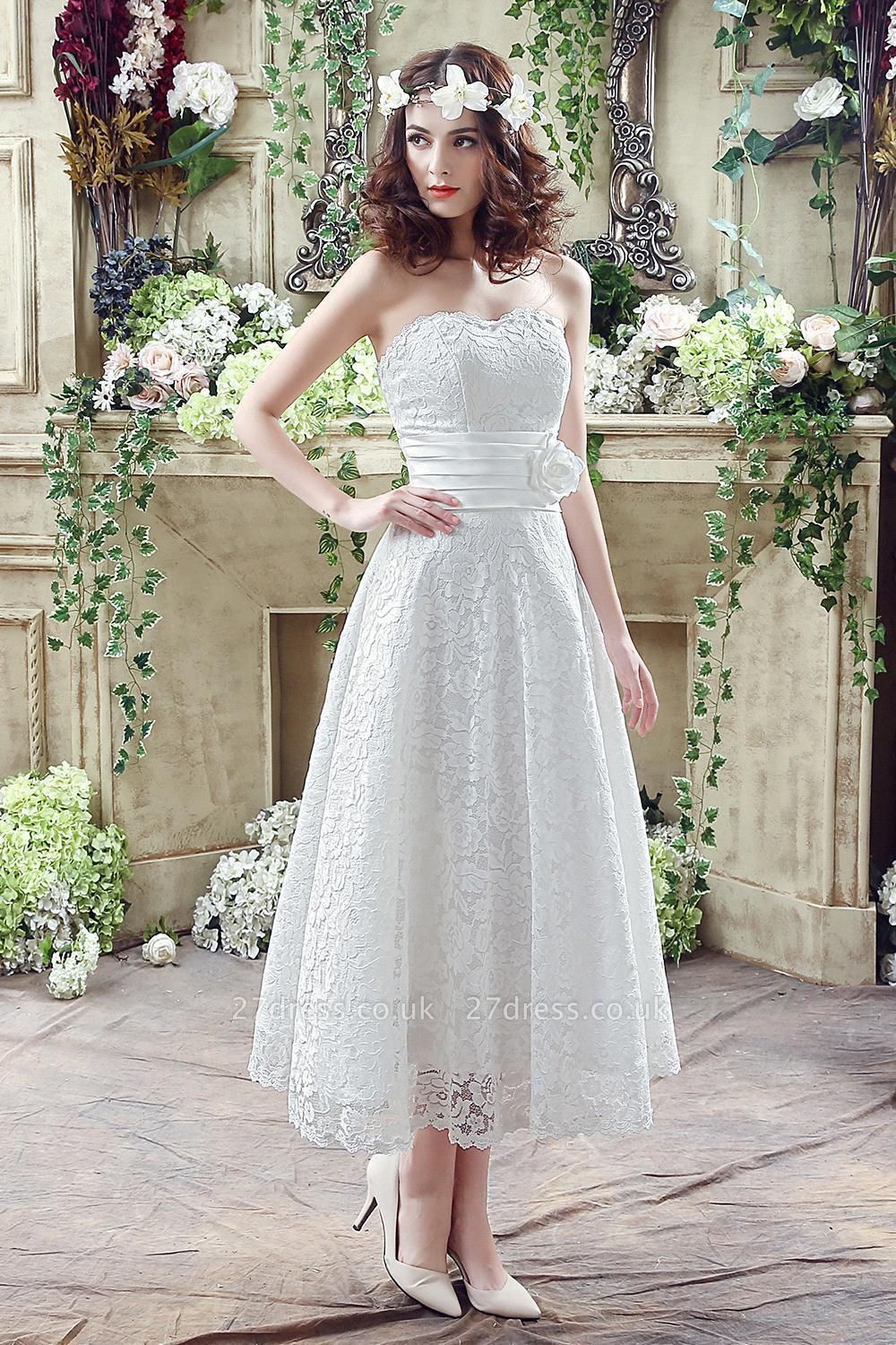 Delicate Lace Flower Strapless Wedding Dress A-line Sleeveless Lace-up
