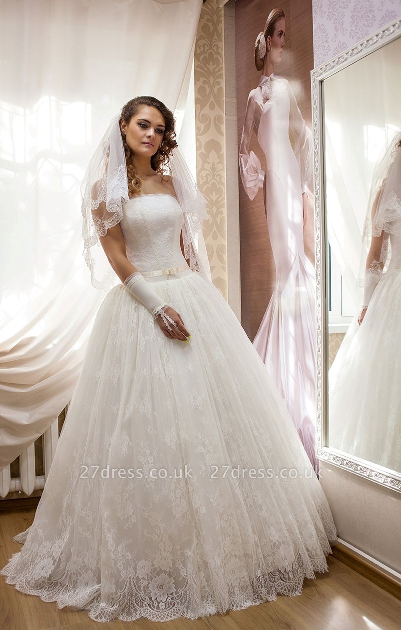 Elegant Strapless Lace Wedding Dress Sleeveless Lace-up Bridal Gown