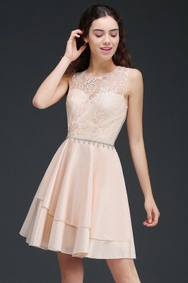 Chic Scoop Neck Lace Short Bridesmaid Dress Sleeveless Chiffon Formal Dress with Beadings_3