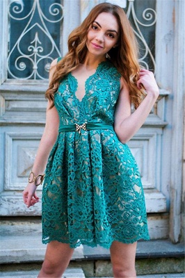 Chic Green Lace Mini Party Dresses | Sleeveless V-Neck Short Evening Dress_1