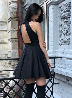 Sexy Halter Open Back Homecoming Dress_3