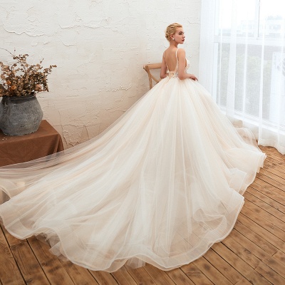 Romantic Spaghetti Straps Ivory Ball Gown Wedding Dress_7