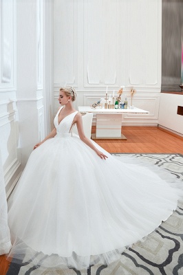 Elegant Low Back Bridal Gowns with Belt Spring Wedding Dress V-Neck_4