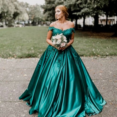 Vintage Appliques Off-the-shoulder Ball Gown Prom Dresses_4