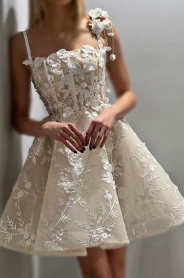Chic Tulle Short Wedding Dress with Straps Floral Lace Knee-Length Bridal Dress