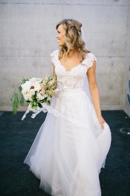 Romantic V-neck White Tulle Princess Wedding Dress Lace Bowknot_1
