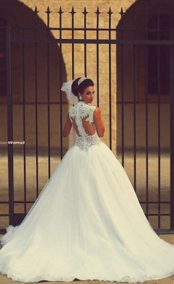 gorgeous cap sleeve tulle lace wedding dress with train_5