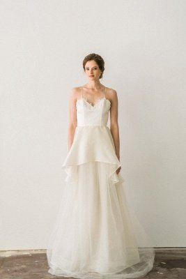 Elegant Spaghetti Strap Wedding Dress A-line Lace Sleeveless_4