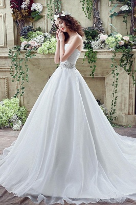 Chic White Sweetheart Beadss Wedding Dress Court Train Lace-up_3