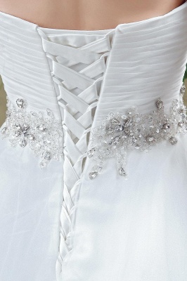 Chic White Sweetheart Beadss Wedding Dress Court Train Lace-up_5