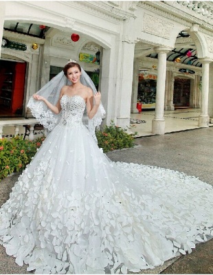 Elegant Appliques Cystals Princess Wedding Dress Sweetheart With Long Train_4
