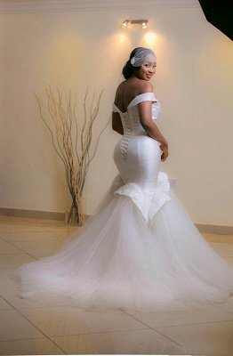 Tulle Sweep-Train Off-the-shoulder Elegant Lace-up Beads White Sexy Mermaid Wedding Dress_2
