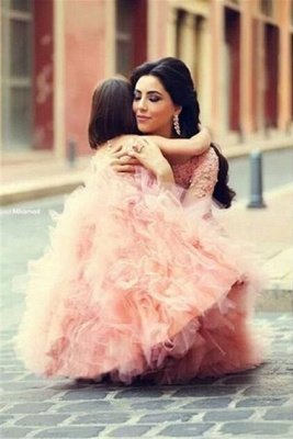 Long Sleeve Pink Lace Mermaid Wedding Dress With Ruffles Mother and Daughter Dress_2